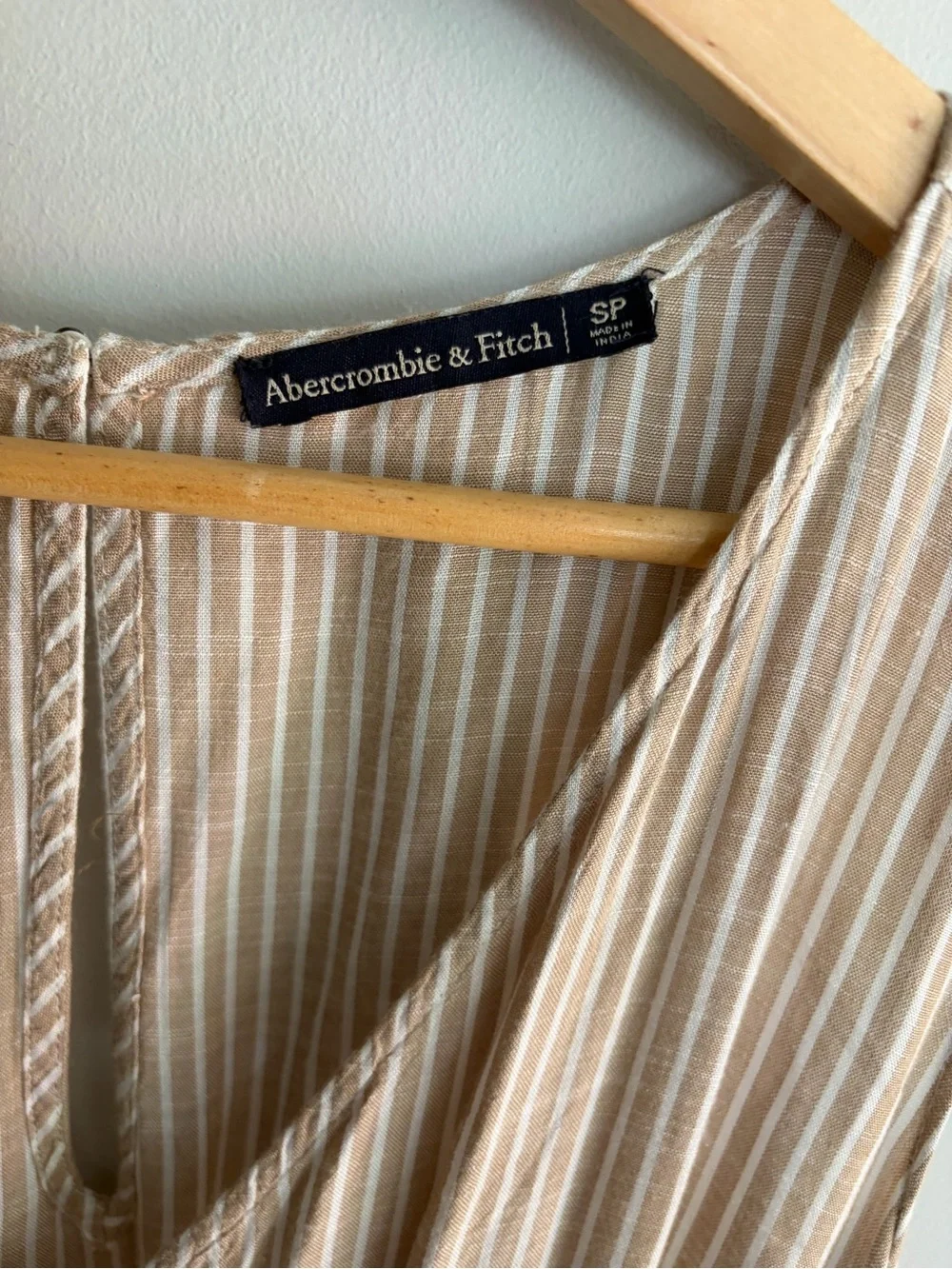 Abercrombie & Fitch Beige Sleeveless Smocked-Waist Jumpsuit - Picture 3 of 5
